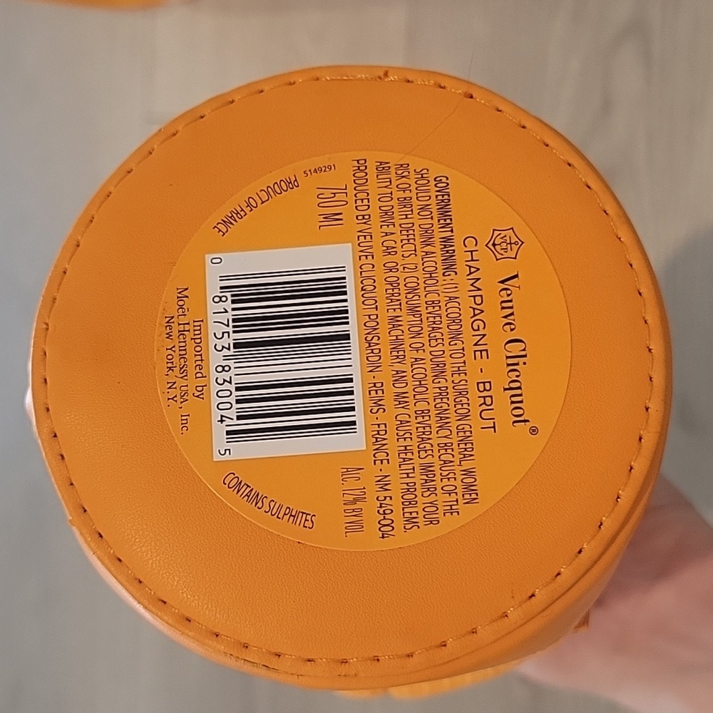 Veuve Cliquot Bottle Sleeve and Carrying bag - Picture 4 of 5